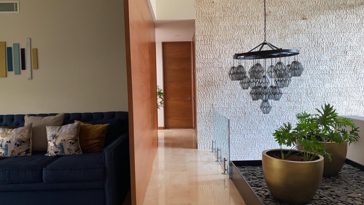 Preciosa casa en venta en el Yucatán Country Club - Foto 1